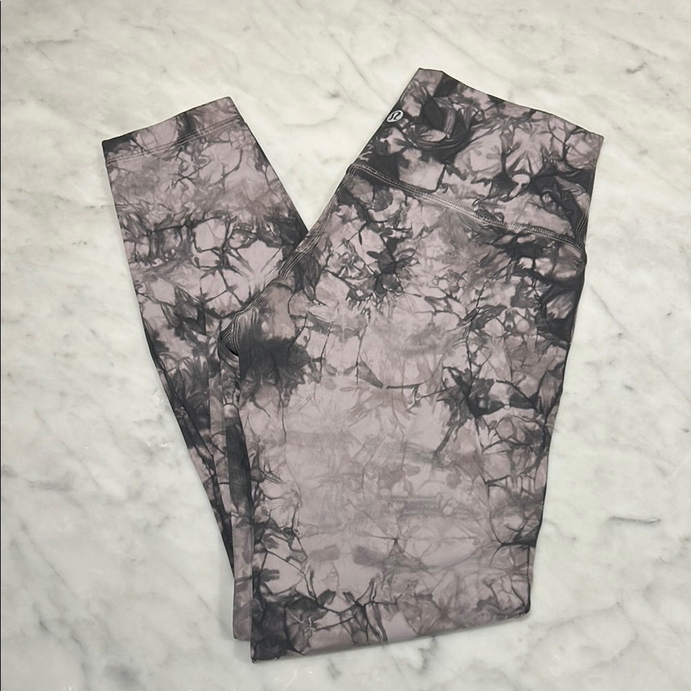 Lululemon Women's high waist align tie die Black and Gray leggings